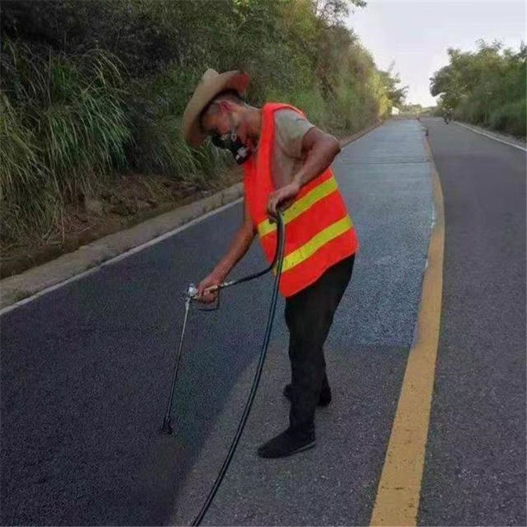 大同 彩色防滑路面的底涂是保障路面附着力